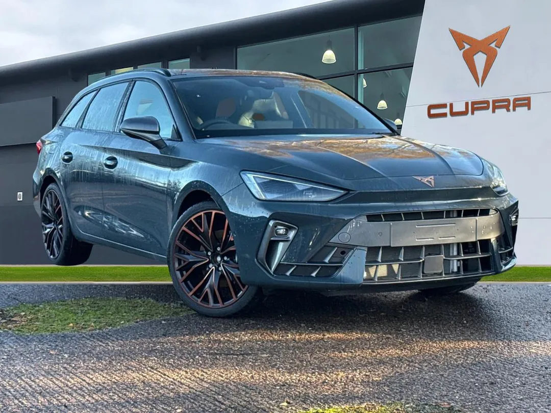 CUPRA Leon video thumbnail