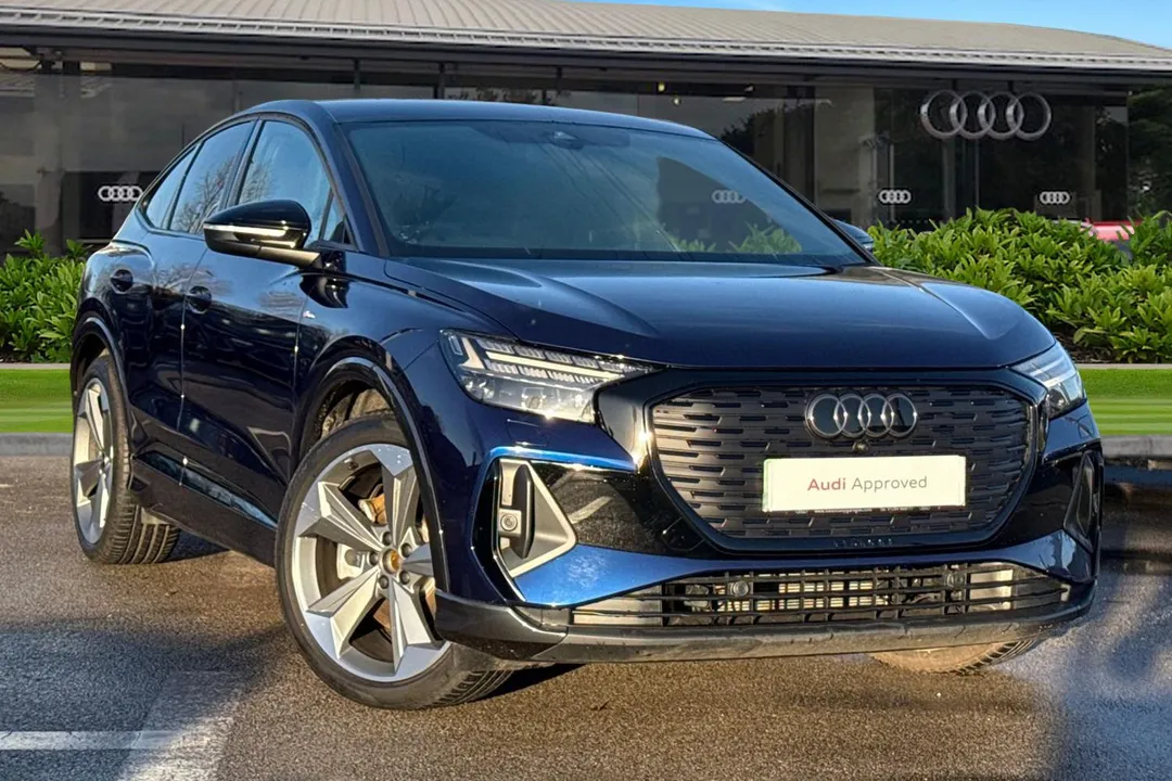 Audi Q4 e-tron video thumbnail