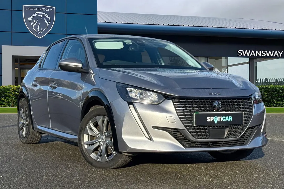 PEUGEOT e-208 video thumbnail