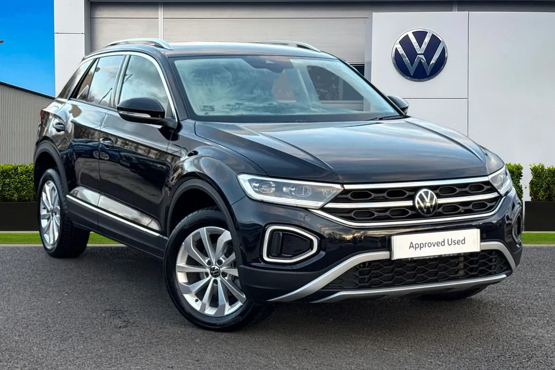 Volkswagen T-Roc video thumbnail