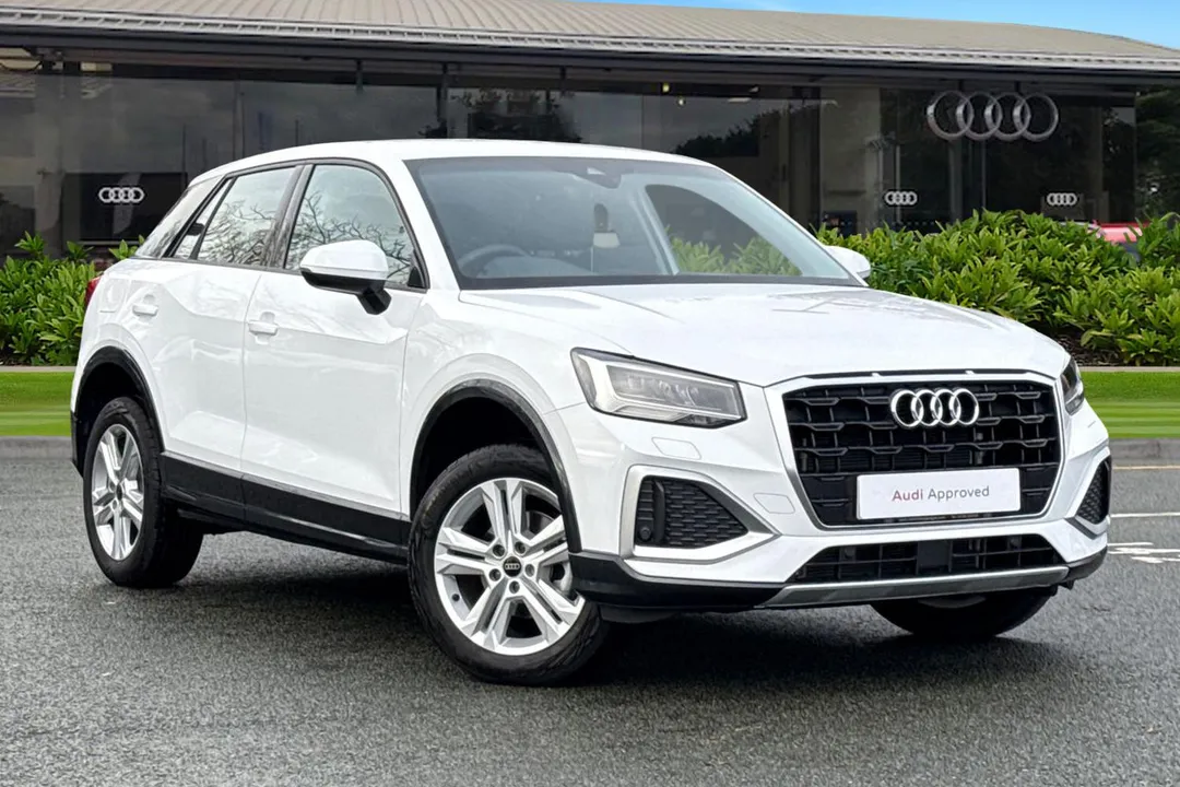 Audi Q2 video thumbnail