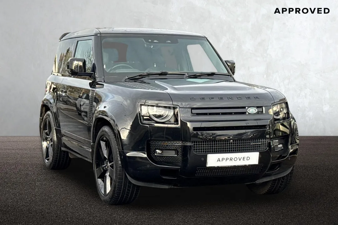 Land Rover Defender 90 video thumbnail