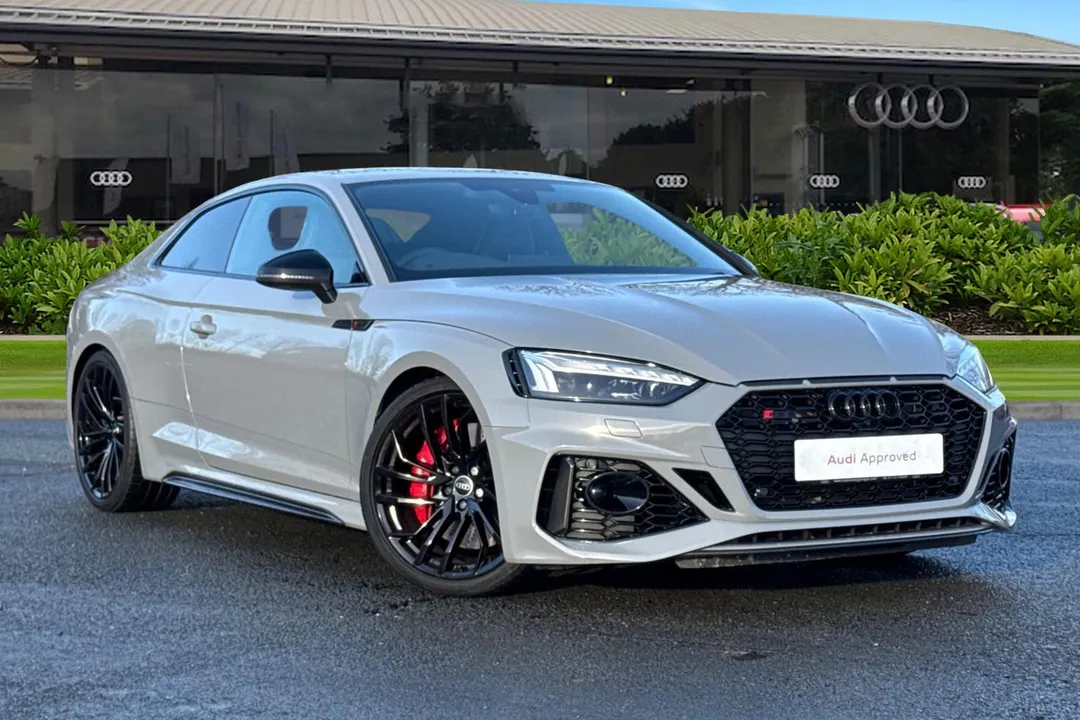 Audi RS 5 video thumbnail