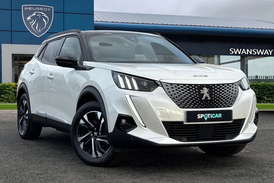 PEUGEOT e-2008 video thumbnail