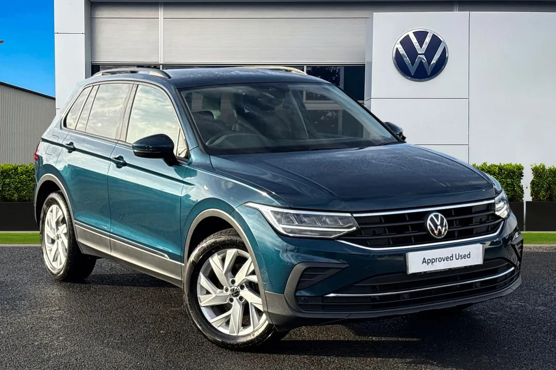 Volkswagen Tiguan video thumbnail