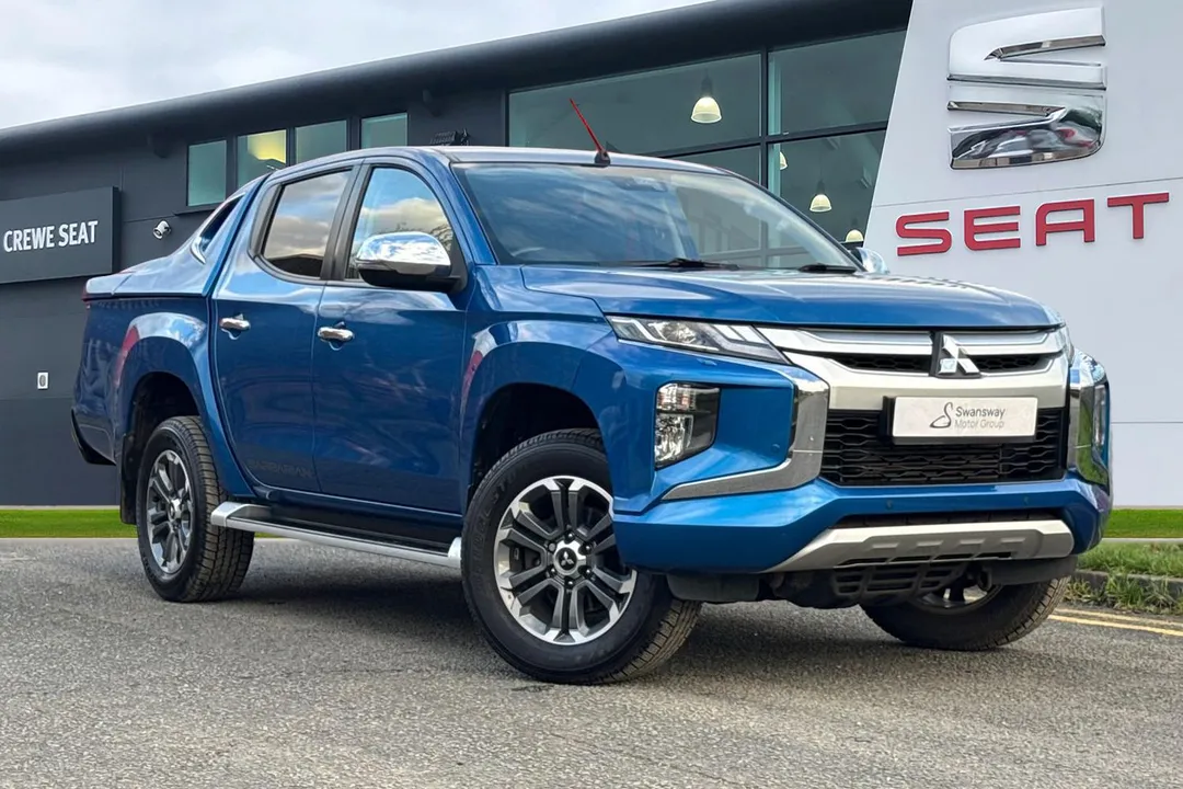 Mitsubishi L200 video thumbnail