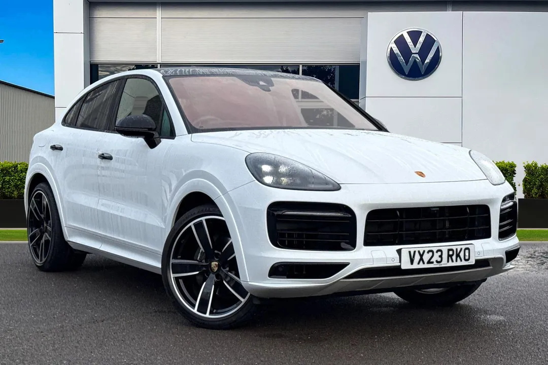 Porsche Cayenne video thumbnail