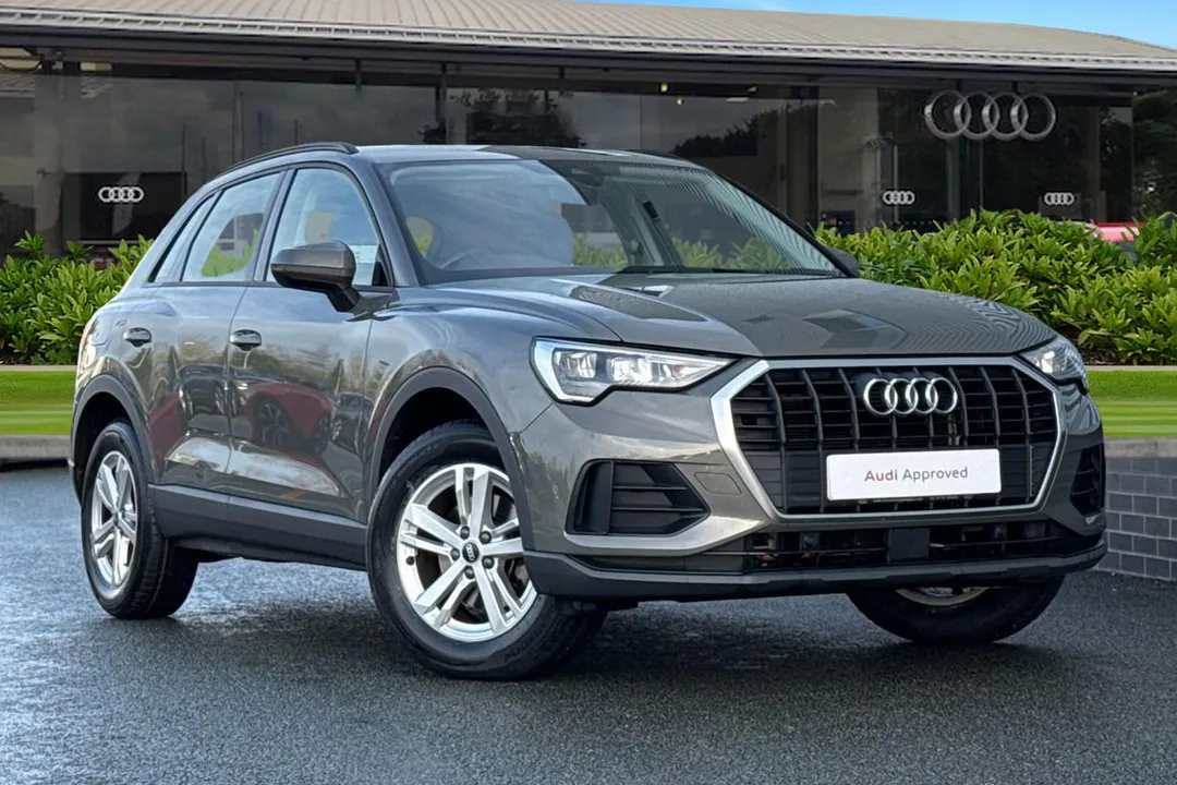 Audi Q3 video thumbnail