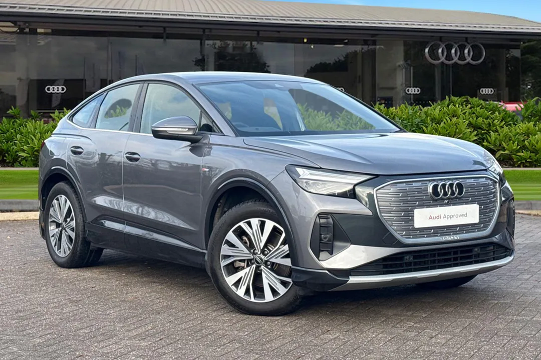Audi Q4 e-tron video thumbnail