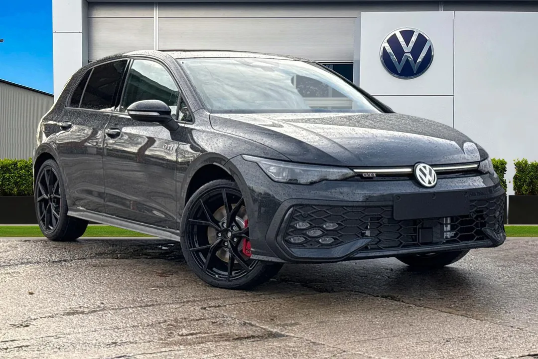 Volkswagen Golf video thumbnail