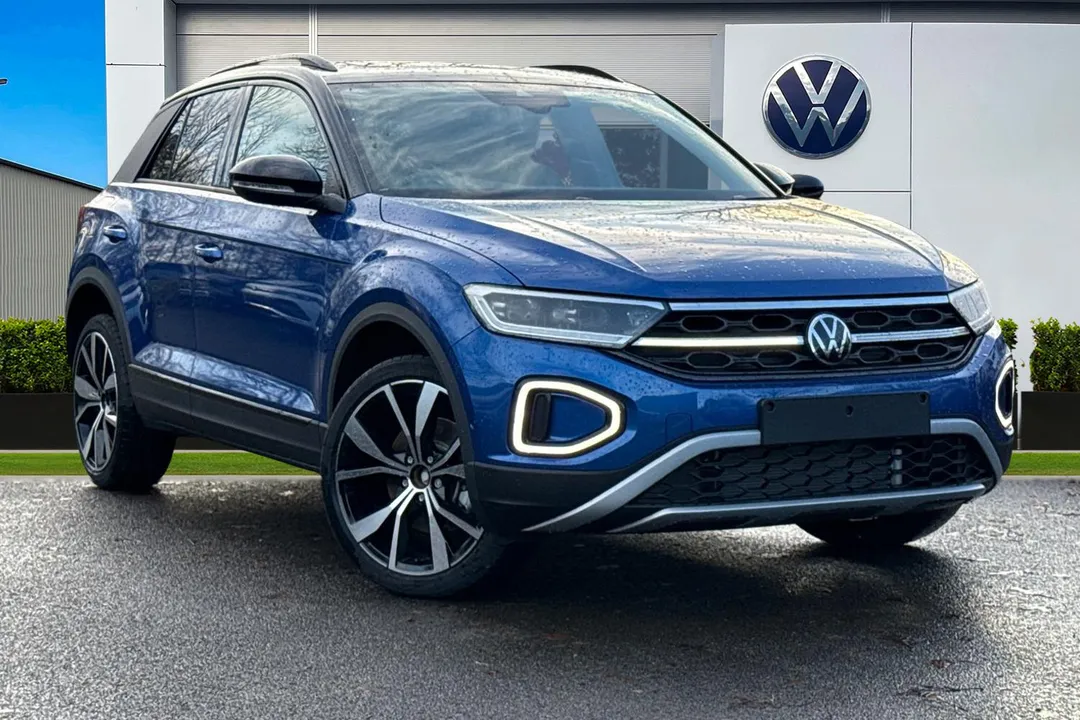Volkswagen T-Roc video thumbnail