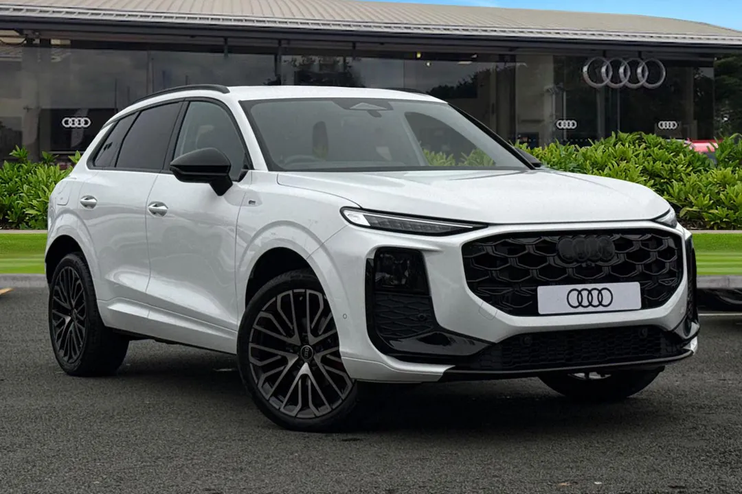 Audi Q3 video thumbnail