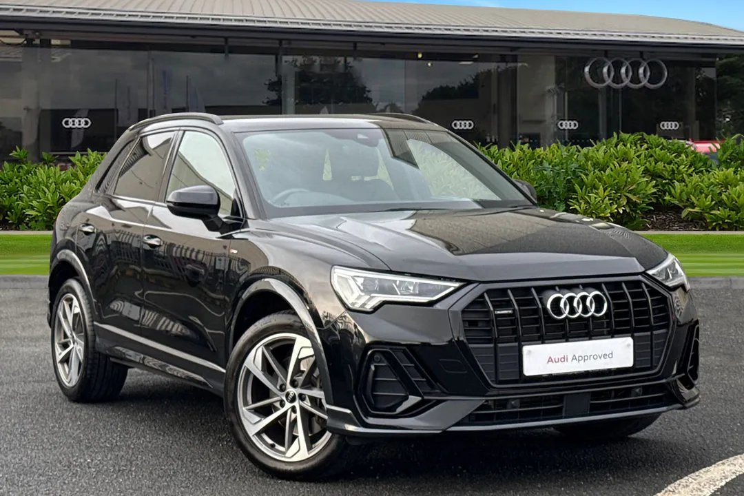 Audi Q3 video thumbnail