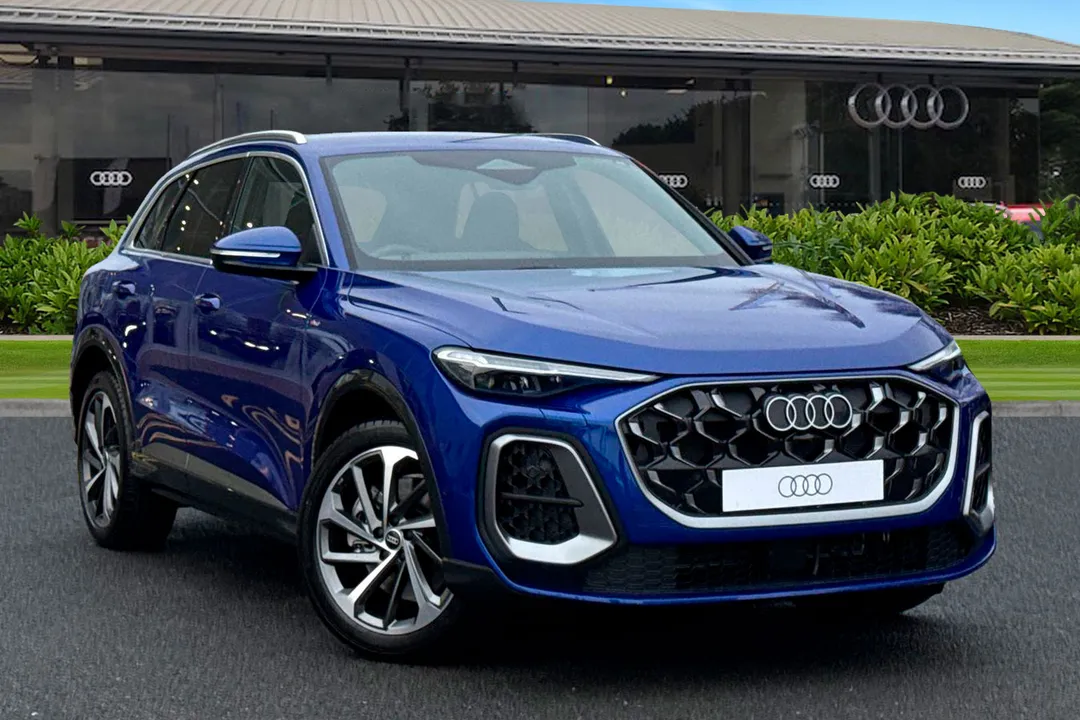 Audi Q5 video thumbnail