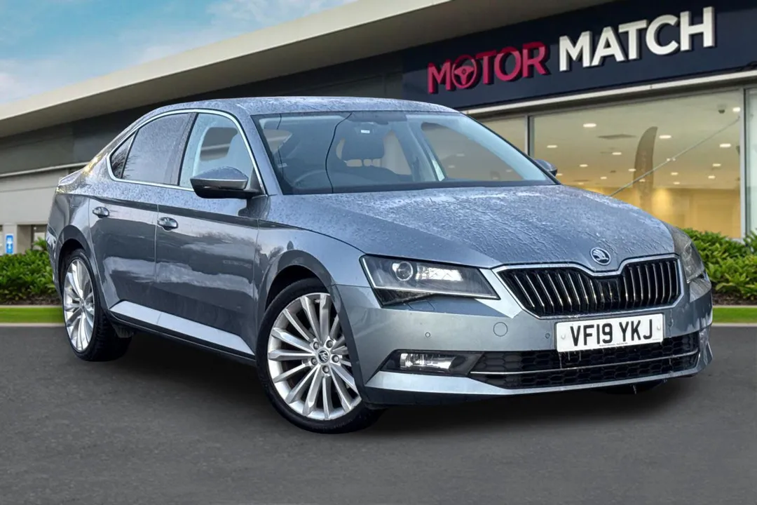 Škoda Superb video thumbnail