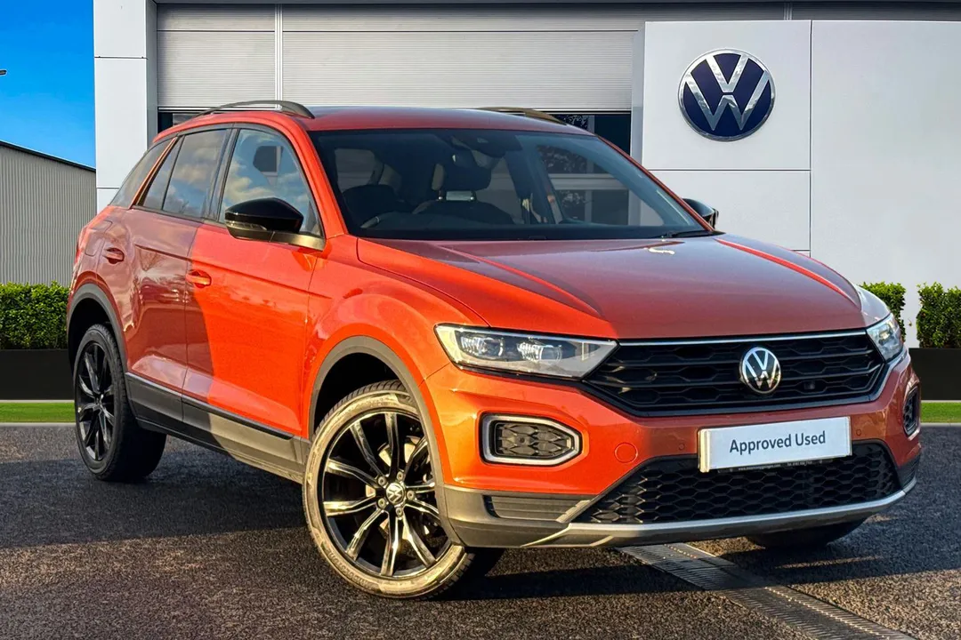 Volkswagen T-Roc video thumbnail