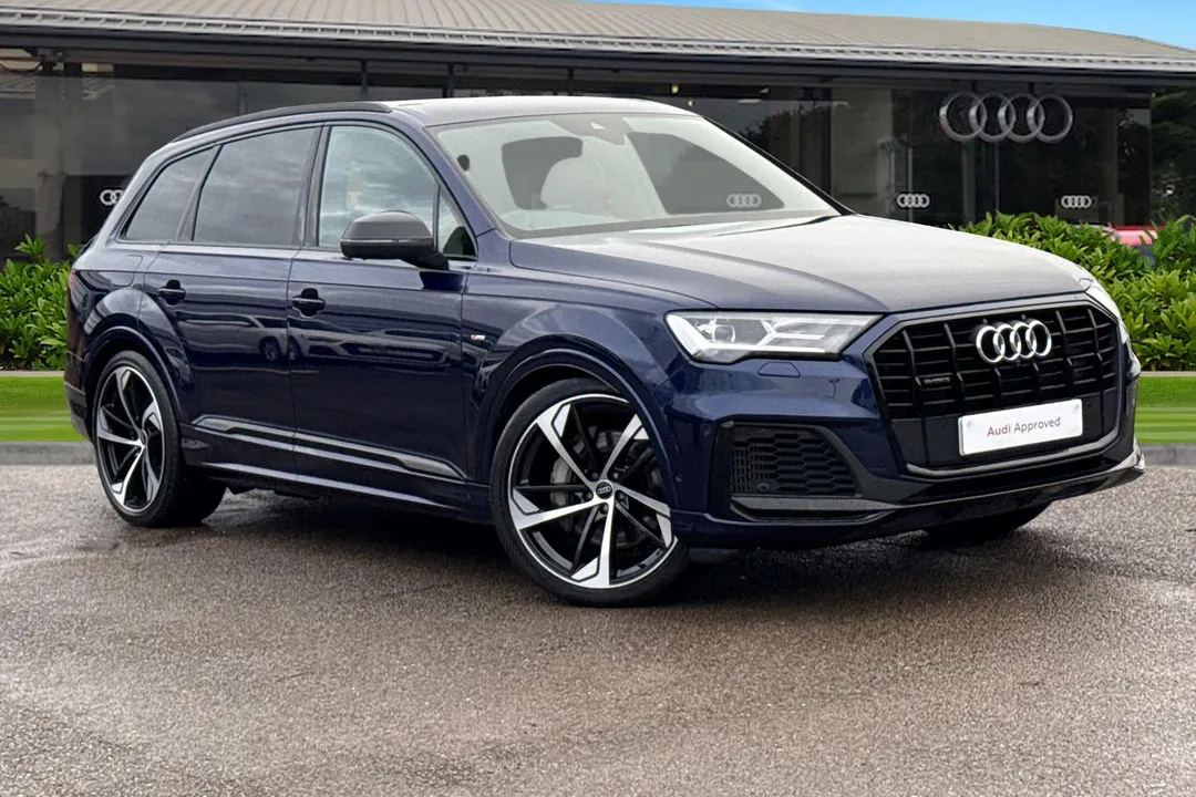 Audi Q7 video thumbnail