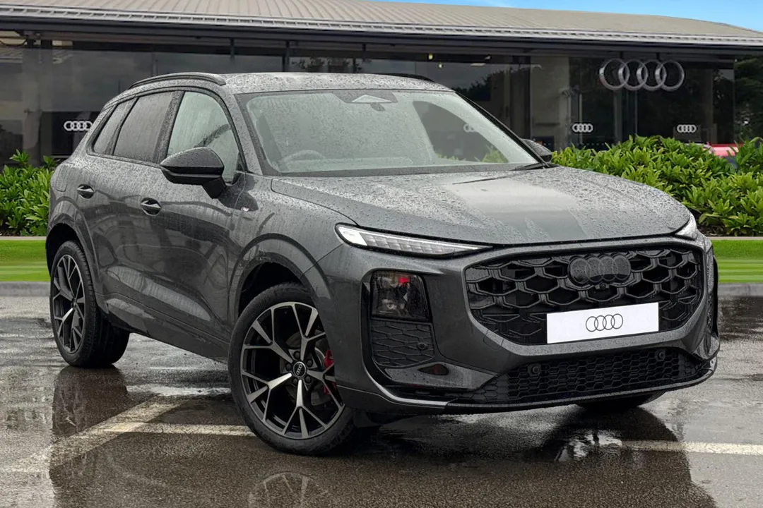 Audi Q3 video thumbnail