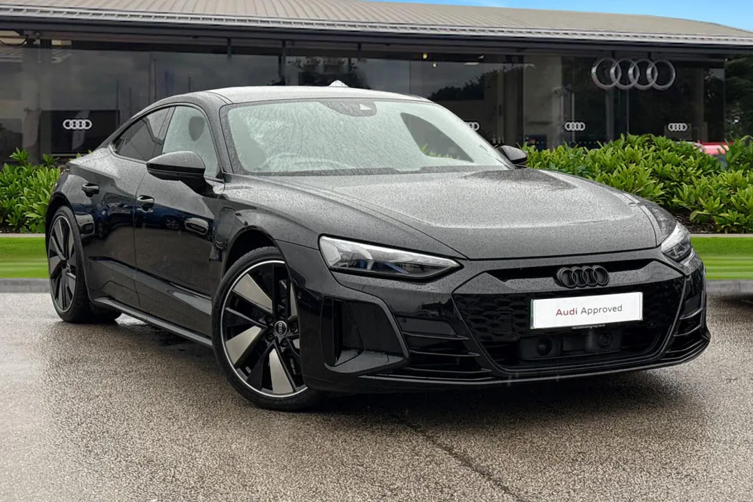 Audi RS e-tron GT video thumbnail