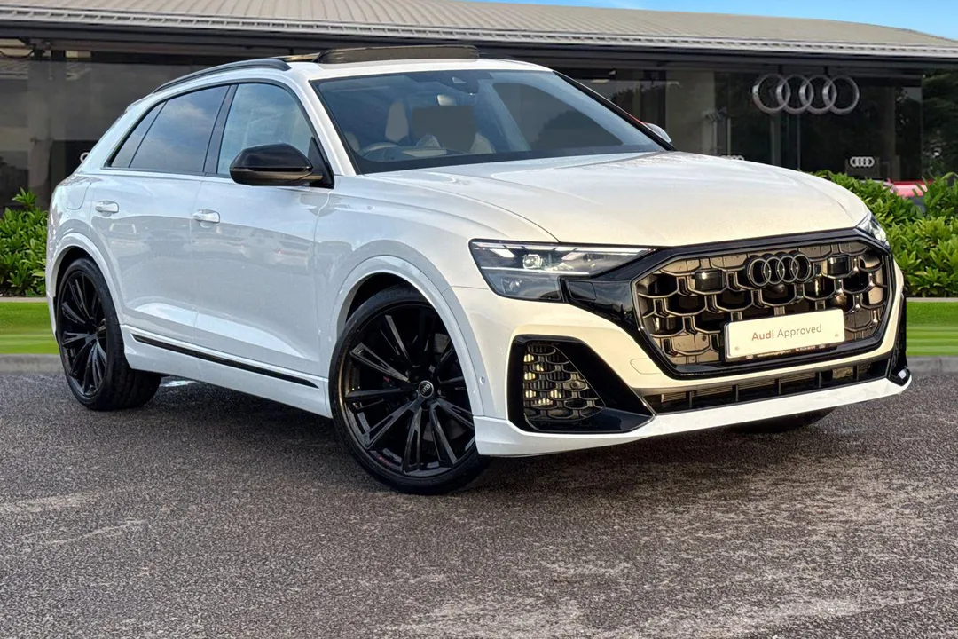 Audi SQ8 video thumbnail