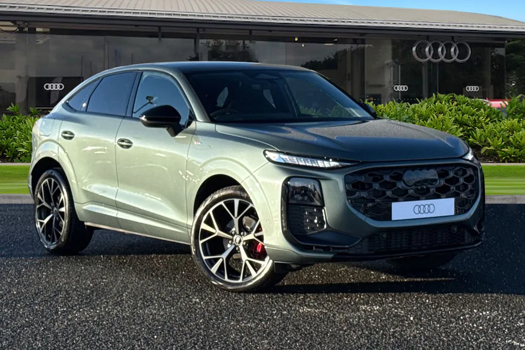 Audi Q3 video thumbnail