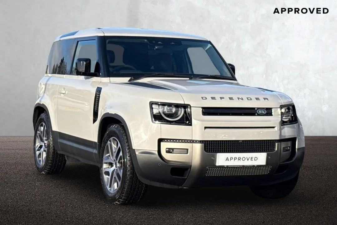 Land Rover Defender 90 video thumbnail