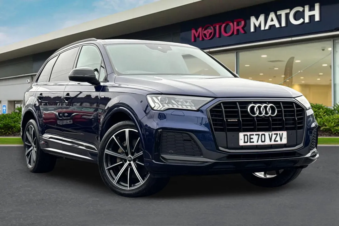 Audi Q7 video thumbnail