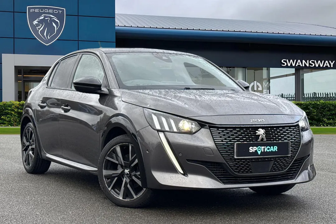 PEUGEOT 208 video thumbnail