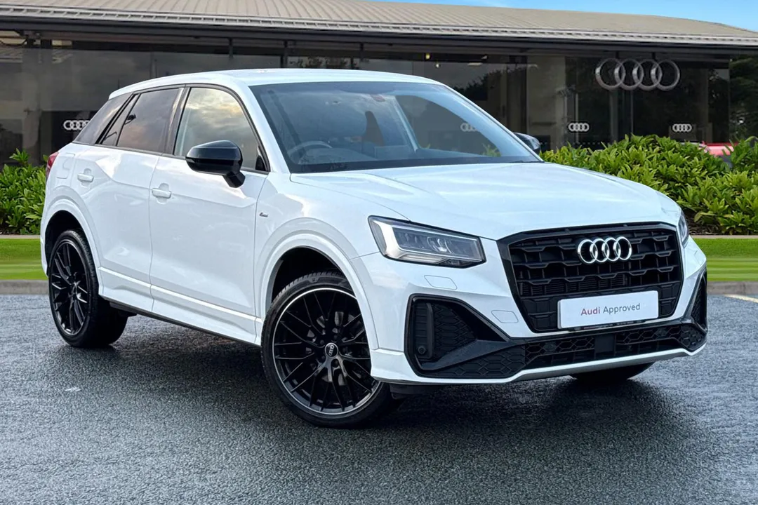 Audi Q2 video thumbnail