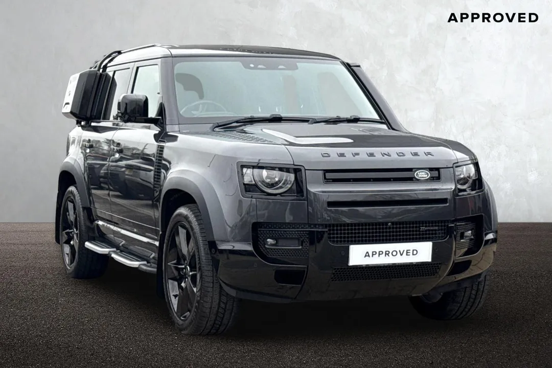 Land Rover Defender 110 video thumbnail