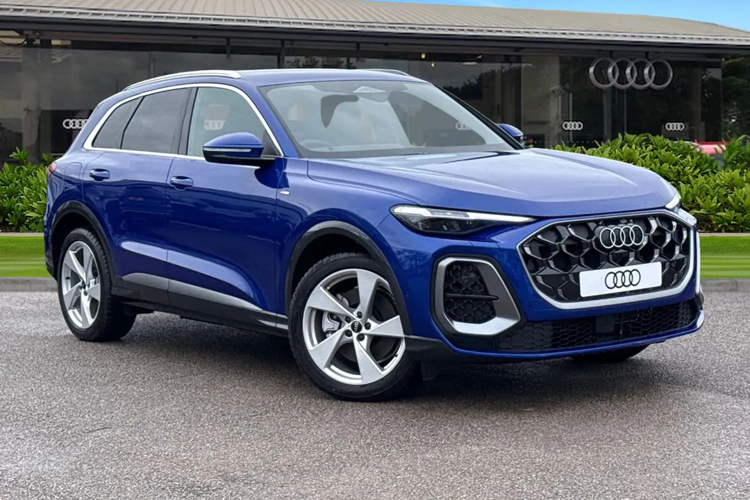 Audi Q5 video thumbnail