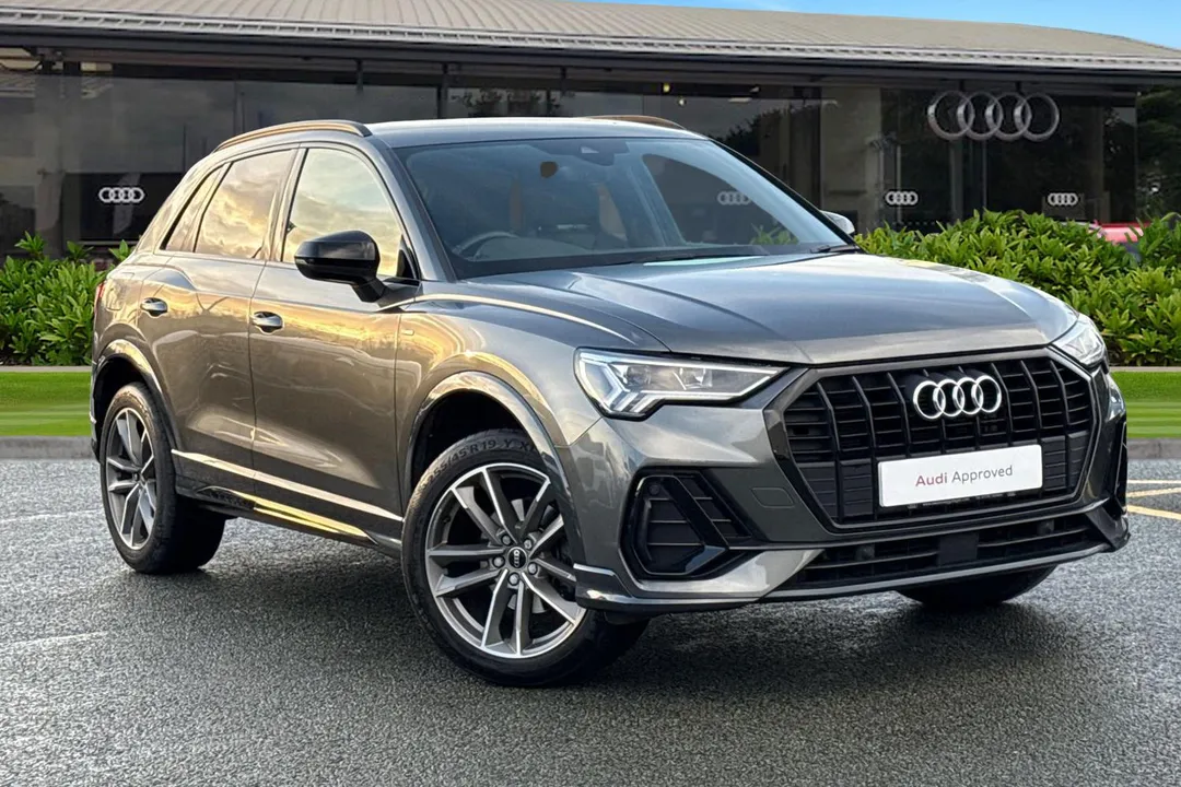 Audi Q3 video thumbnail