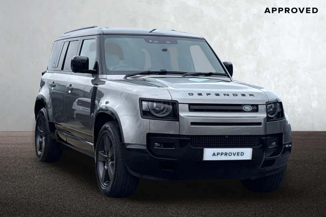 Land Rover Defender 110 video thumbnail