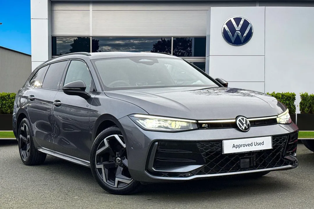 Volkswagen Passat video thumbnail