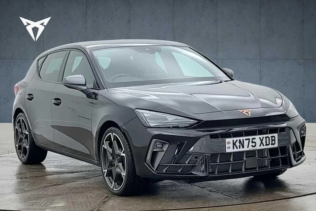 CUPRA Leon video thumbnail