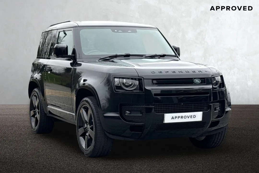 Land Rover Defender 90 video thumbnail