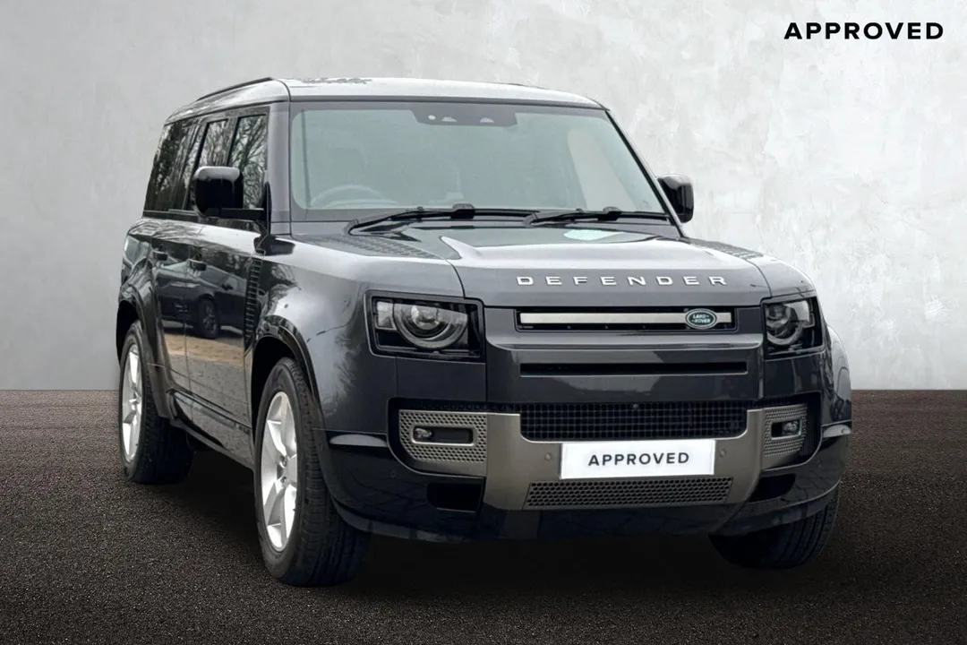 Land Rover Defender 130 video thumbnail