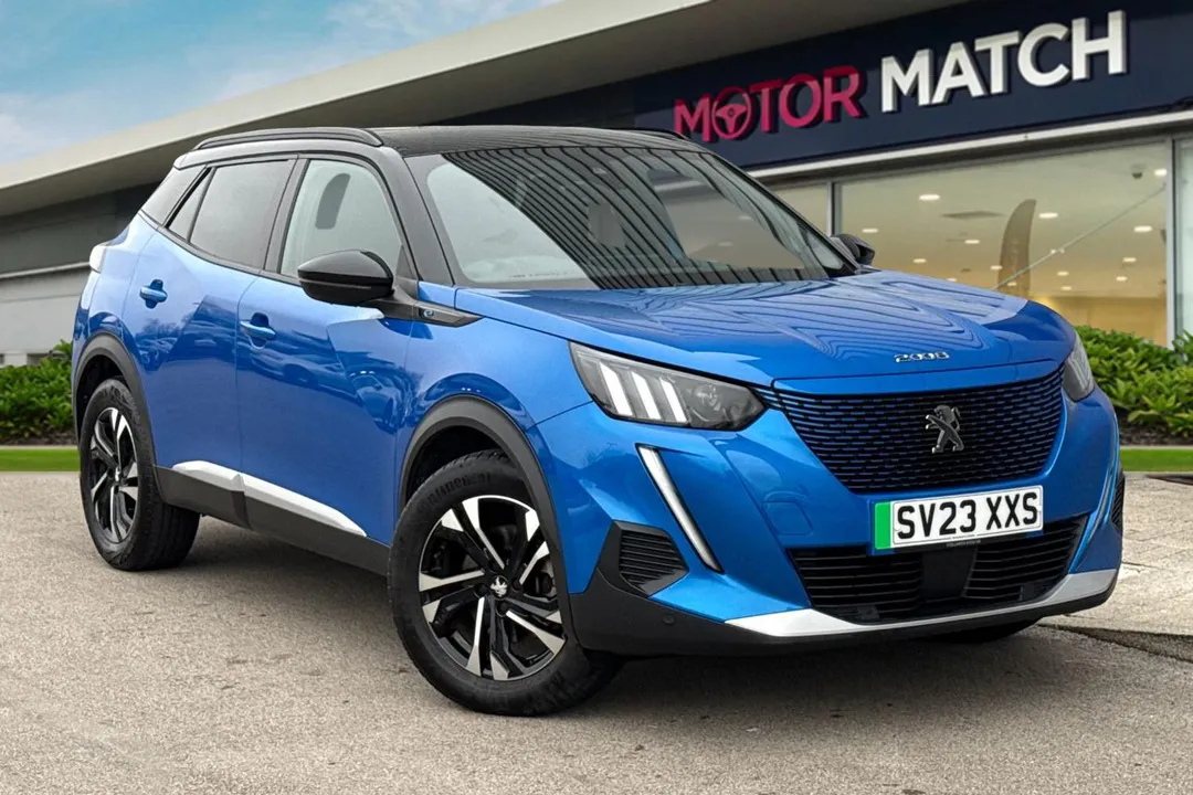 PEUGEOT e-2008 video thumbnail