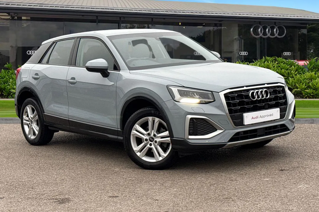 Audi Q2 video thumbnail