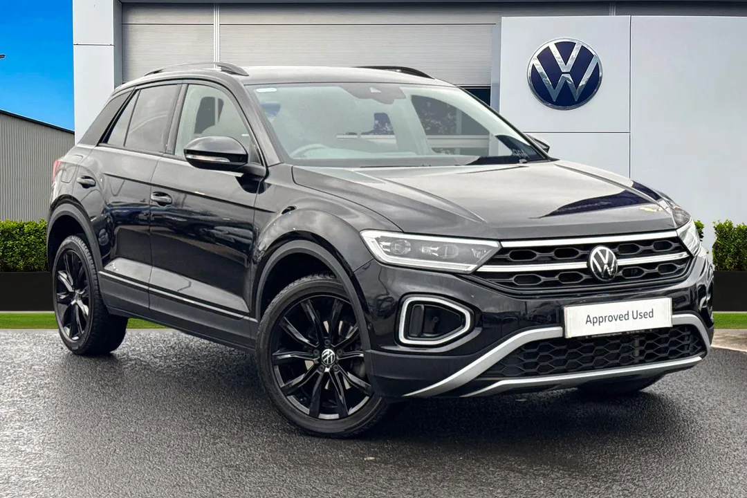 Volkswagen T-Roc video thumbnail