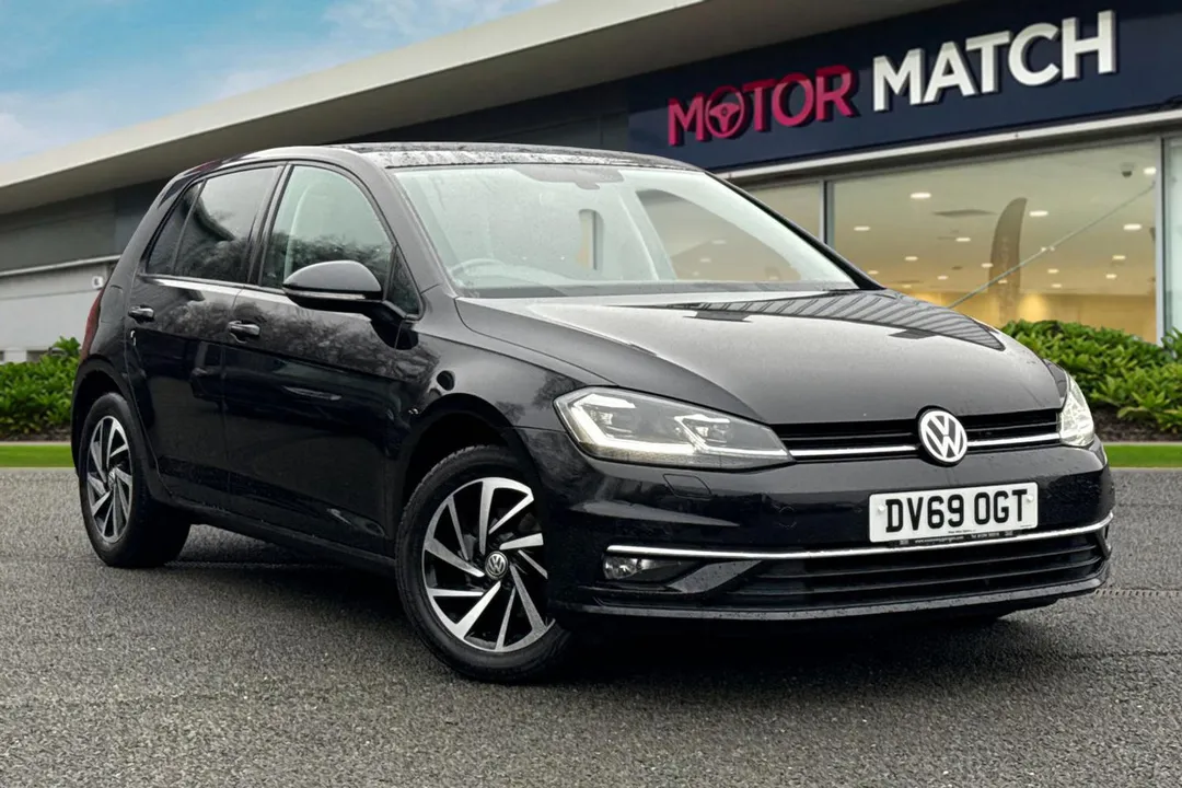 Volkswagen Golf video thumbnail