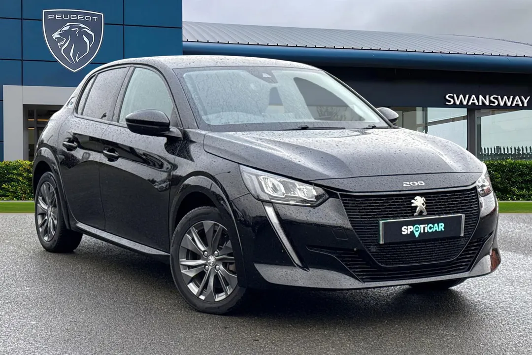 PEUGEOT e-208 video thumbnail