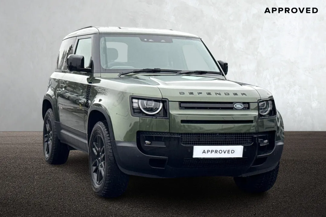 Land Rover Defender 90 video thumbnail