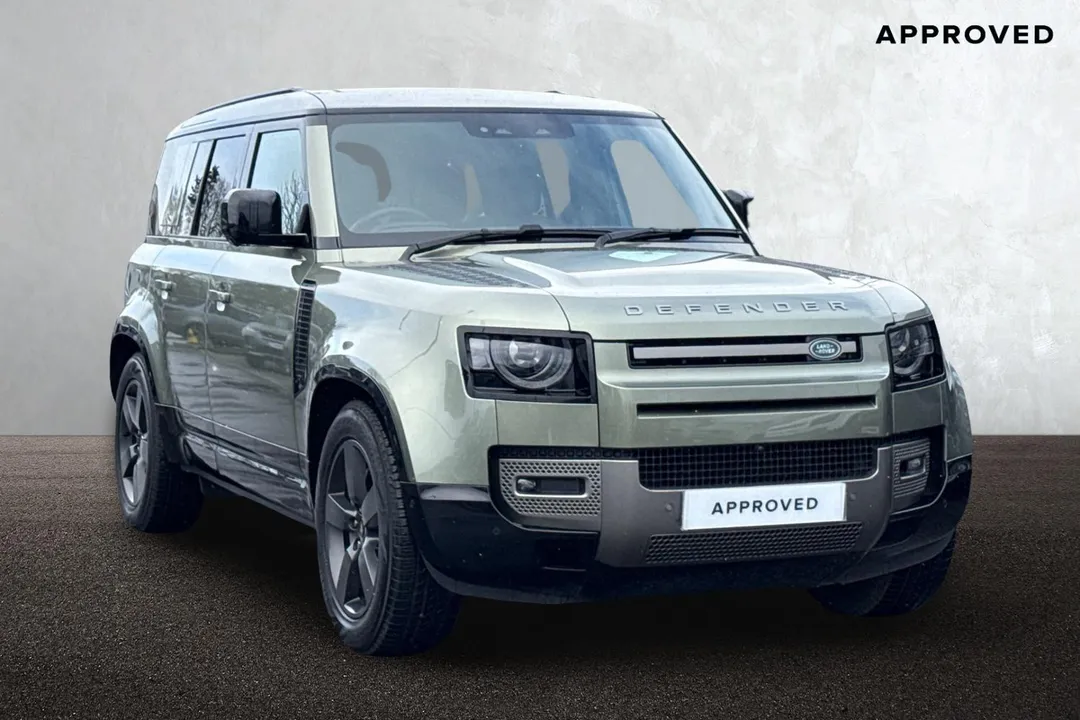 Land Rover Defender 110 video thumbnail