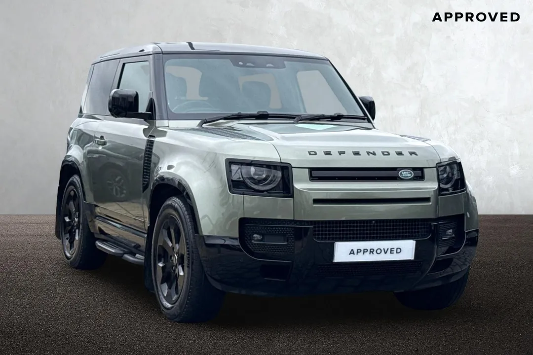 Land Rover Defender 90 video thumbnail