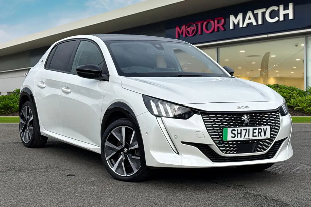 PEUGEOT e-208 video thumbnail