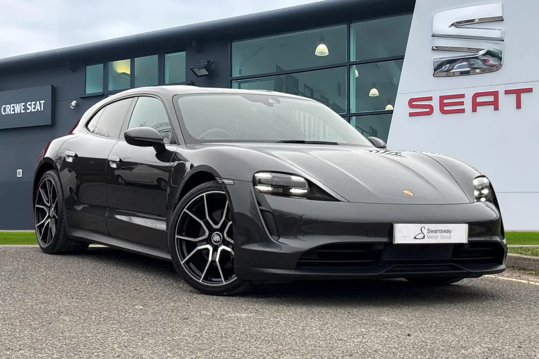 Porsche Taycan video thumbnail