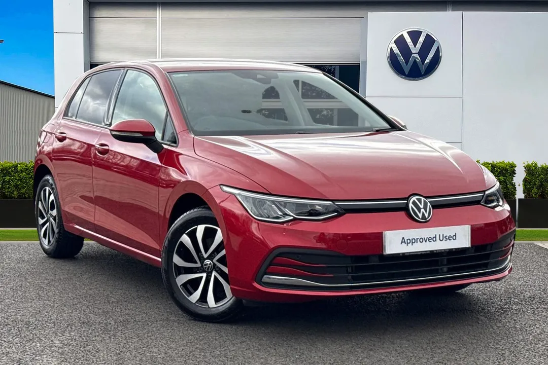 Volkswagen Golf video thumbnail