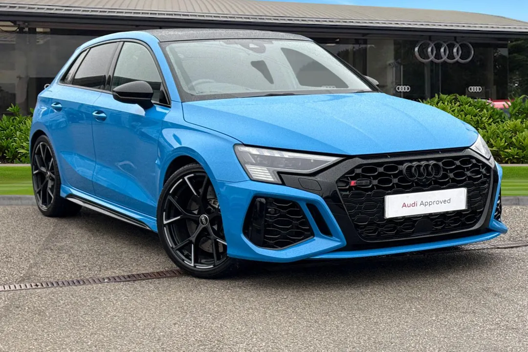 Audi RS 3 video thumbnail