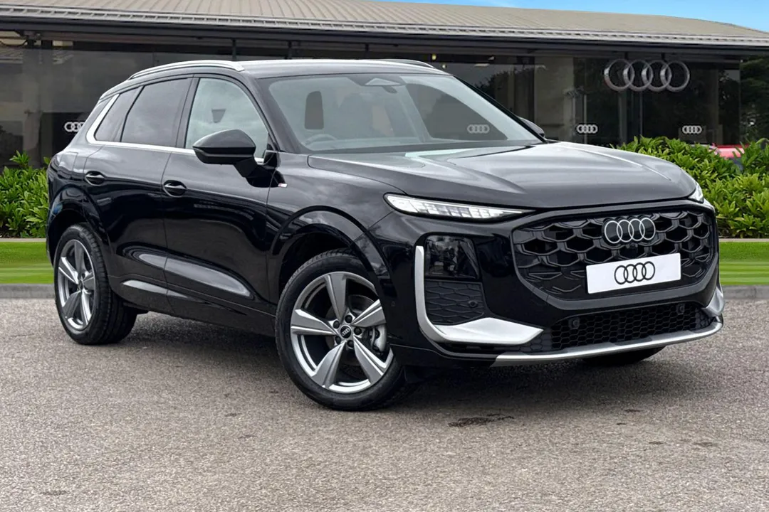 Audi Q3 video thumbnail